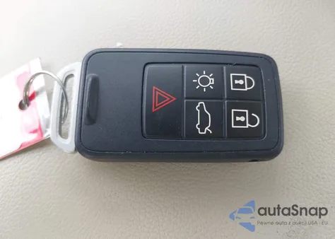 2015 Volvo S60 T5 Premier из США, поврежденный, VIN YV126MFKXF1363636